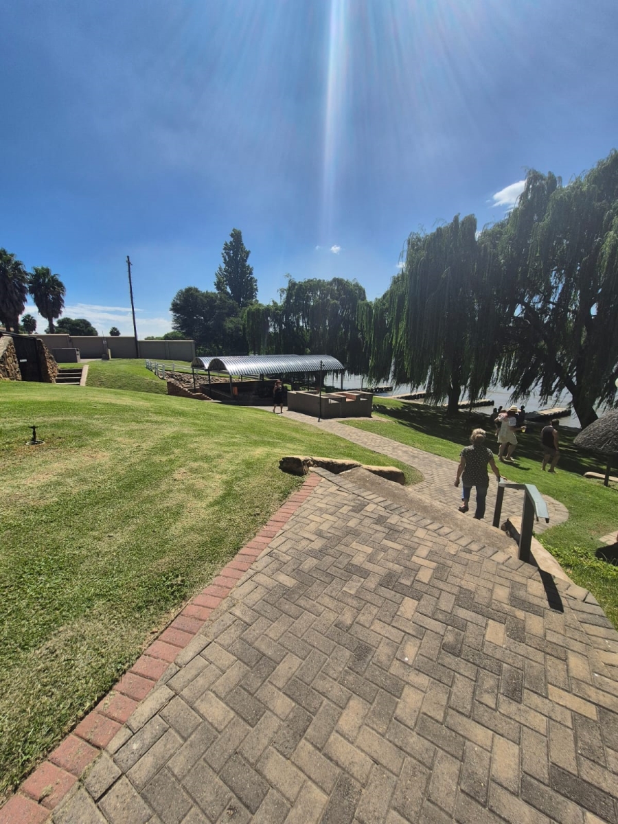 3 Bedroom Property for Sale in Edge On the Vaal Free State